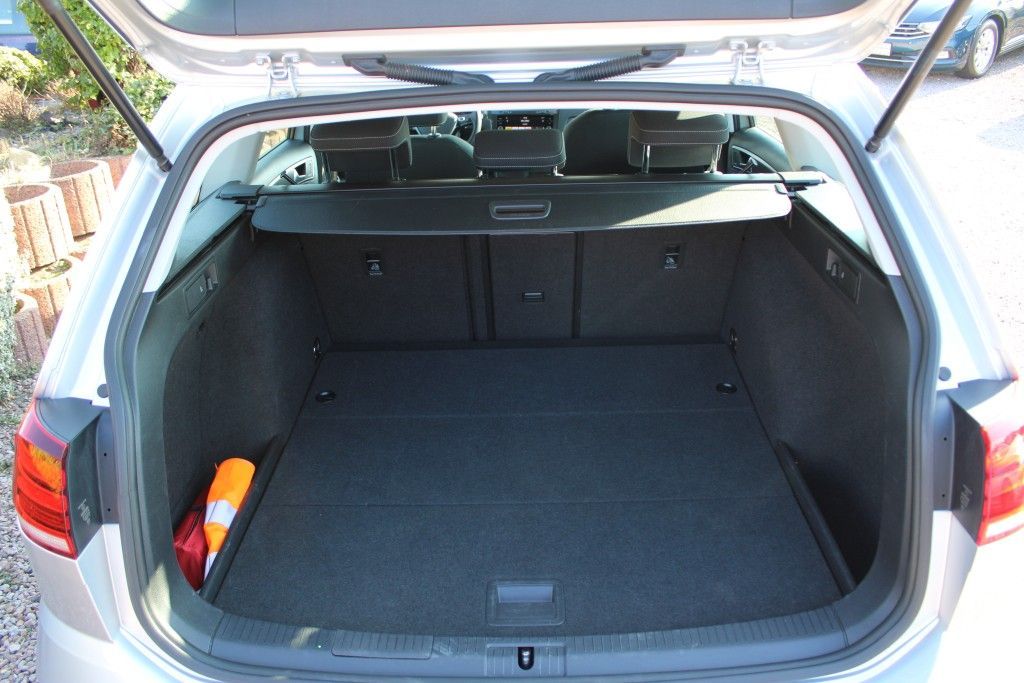 Volkswagen Golf Var 2.0 TDI DSG Comfortline - Samsaru's Car Outlet