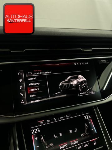 Audi Q8 55 TFSI qu S line PANO+AHK+STANDHZG+AIR-SPORT
