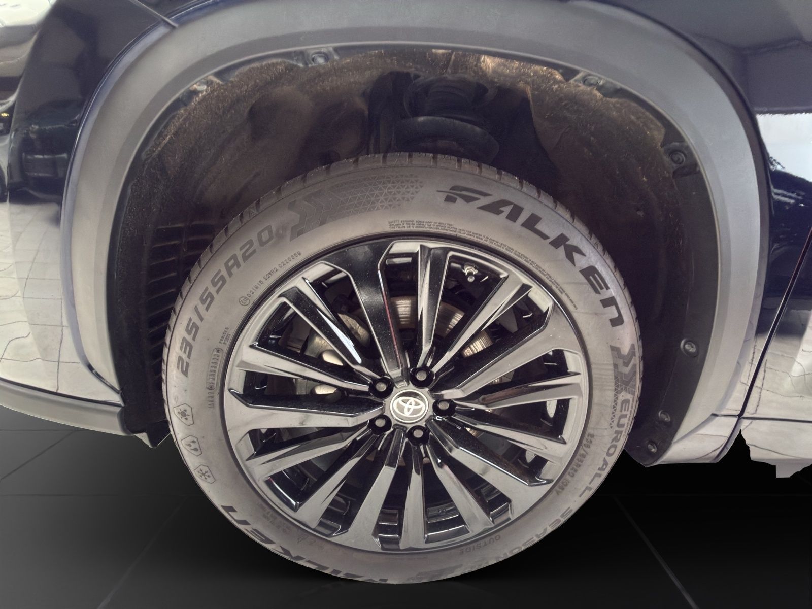 Toyota Highlander Hybrid Luxury *HUD*7-Sitze*