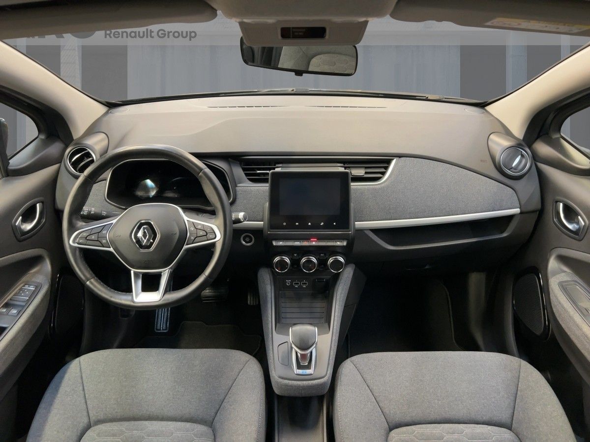 Renault ZOE EXPERIENCE R135 50kWh - Samsaru's Car Outlet