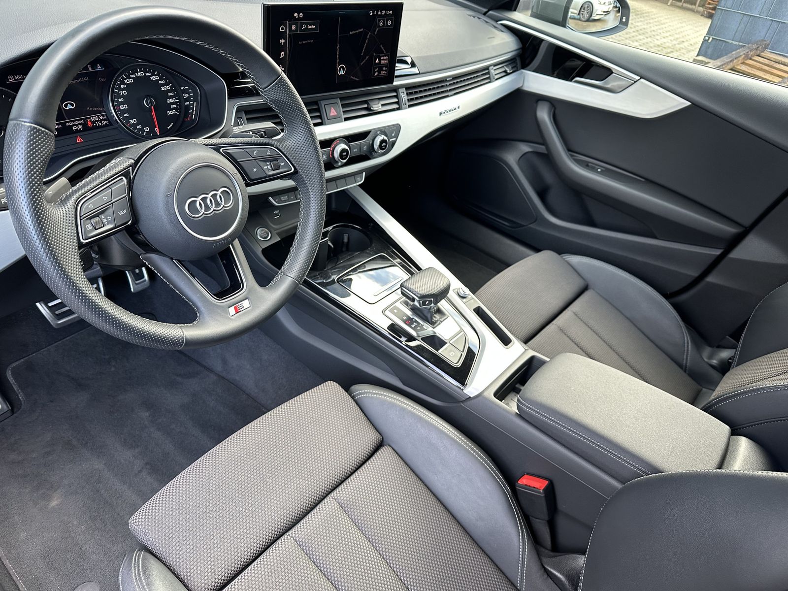Audi A5 SpB 40 TDI Qu S-Line NAV+LED+AHK+20ZO+1HD+SHZ