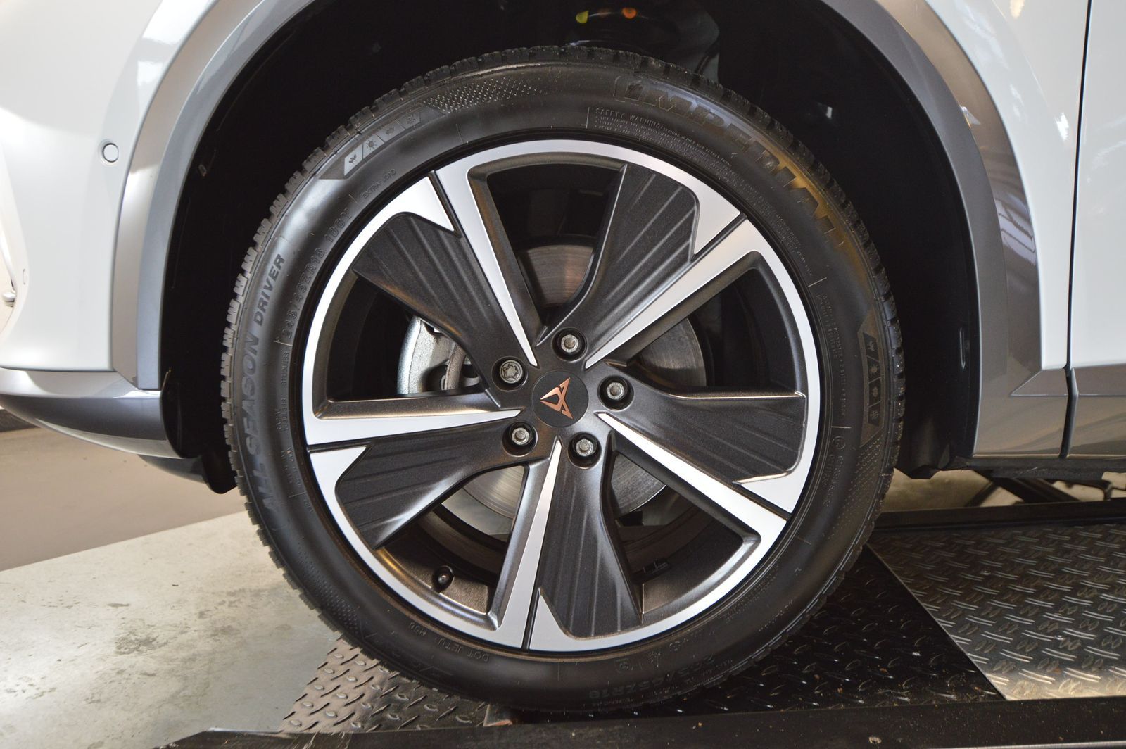Cupra Formentor 2.0 TDI 4Drive - Samsaru's Car Outlet