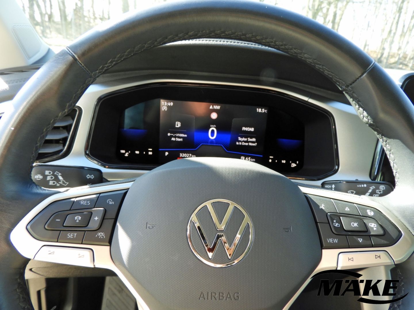 Volkswagen T-Roc Life 1.5 TSI DSG - Samsaru's Car Outlet