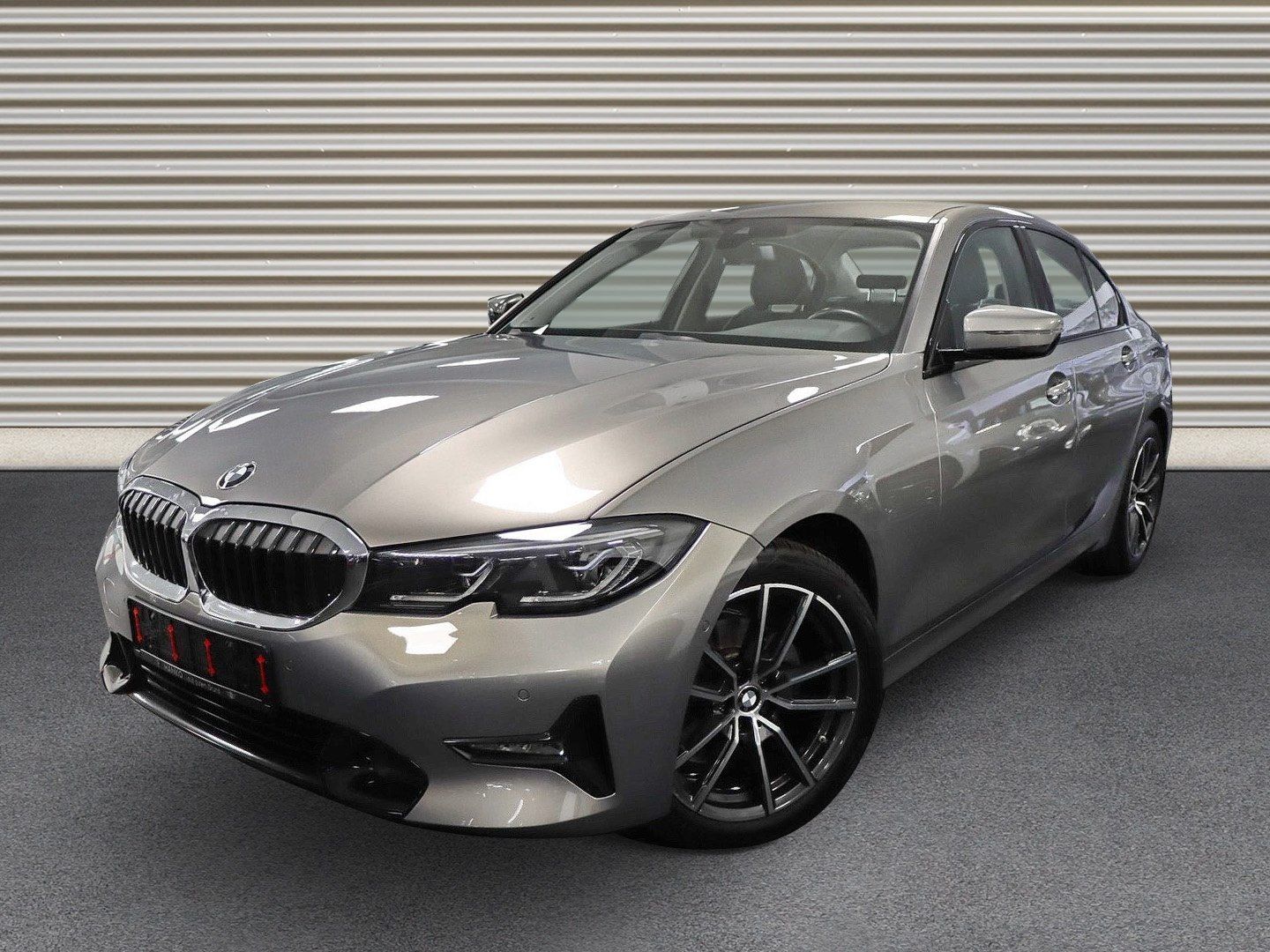 BMW 320d A Sport Line - Samsaru's Car Outlet