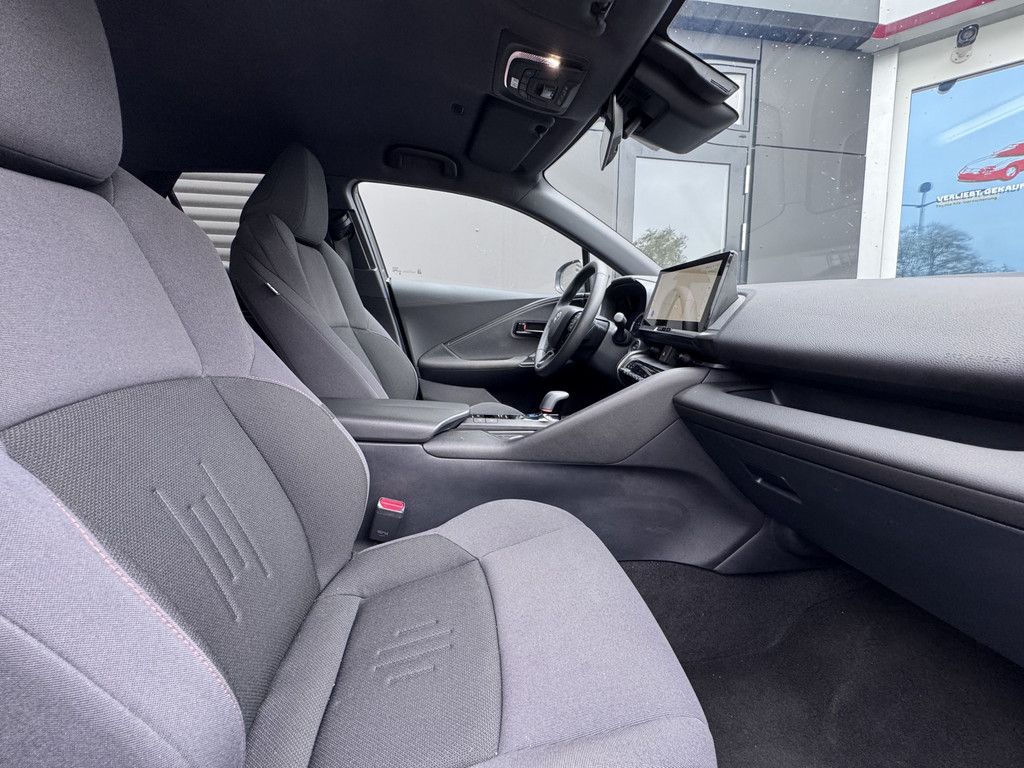 Toyota C-HR 1.8 Hybrid FWD Team Deutschland