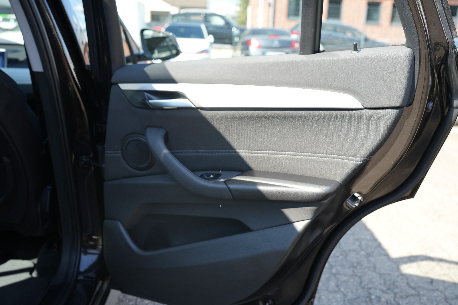 BMW X1 25e xDrive Advantage - Samsaru's Car Outlet