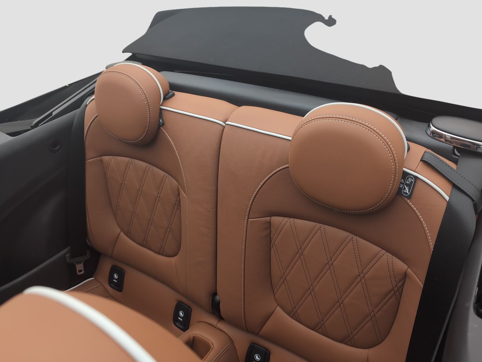 MINI Cooper S Cabrio - Samsaru's Car Outlet