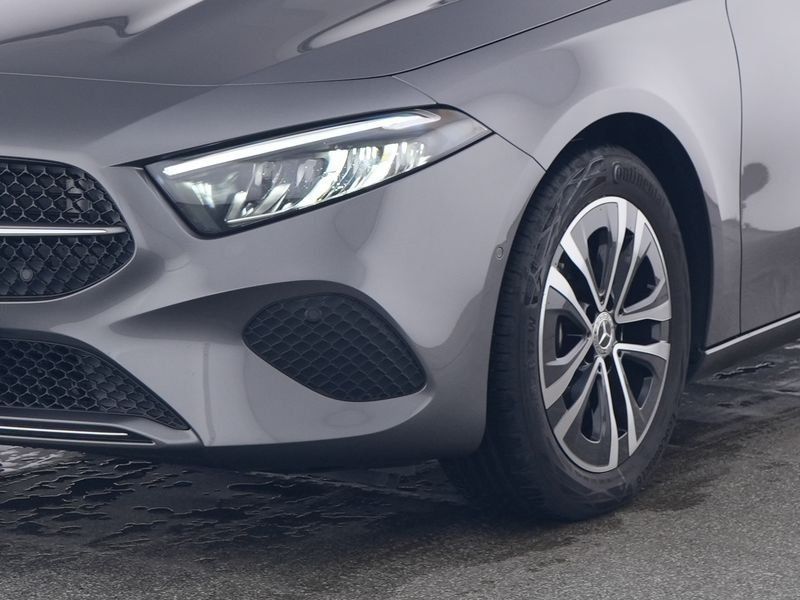 Mercedes-Benz A 180 Progressive - Samsaru's Car Outlet