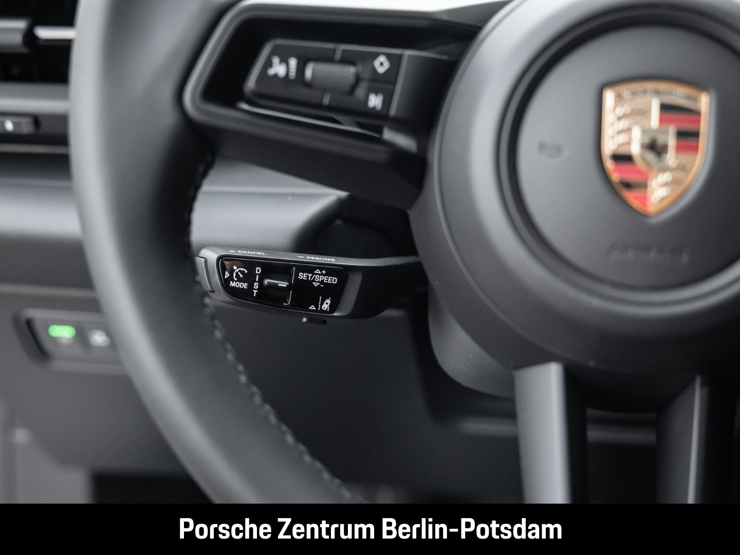Porsche Macan 4 Abstandstempomat LED-Matrix BOSE Panoram
