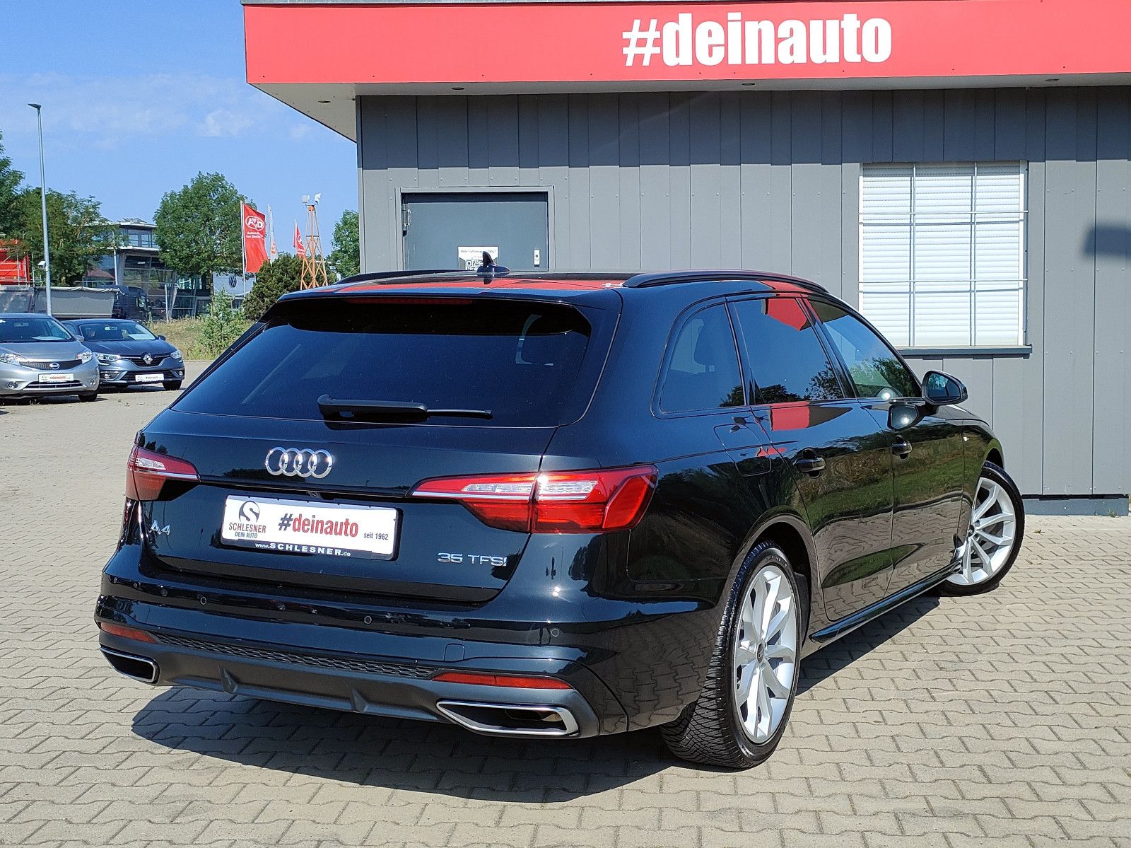 Audi A4 Avant 35 TFSI S line - Samsaru's Car Outlet