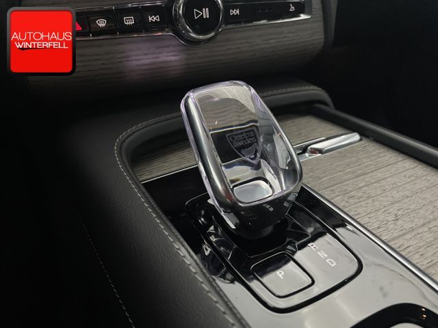 Volvo XC90 B5 D PLUS DARK 7SITZ+AHK+LUFT+MEMO+SITZKLIM