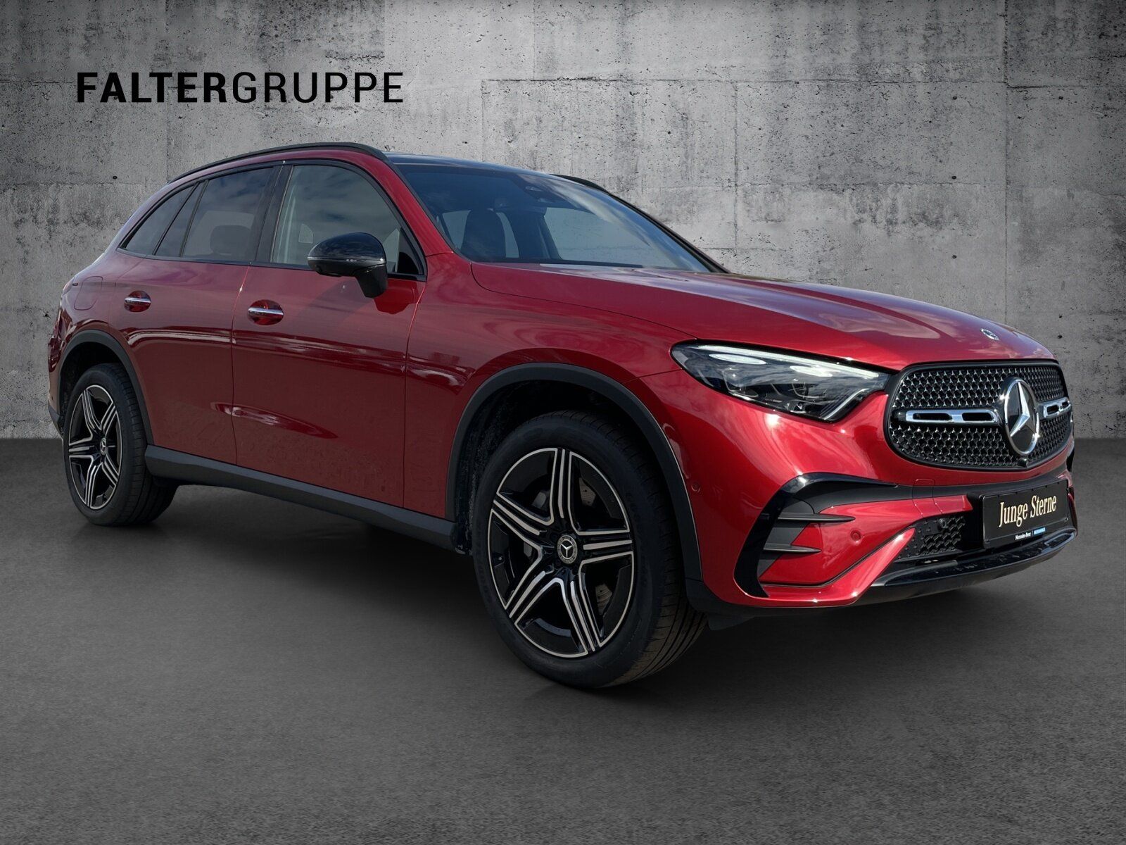 Mercedes-Benz GLC 300d 4M AMG+NIGHT+AHK+DISTRO+PANO+360+MEMORY