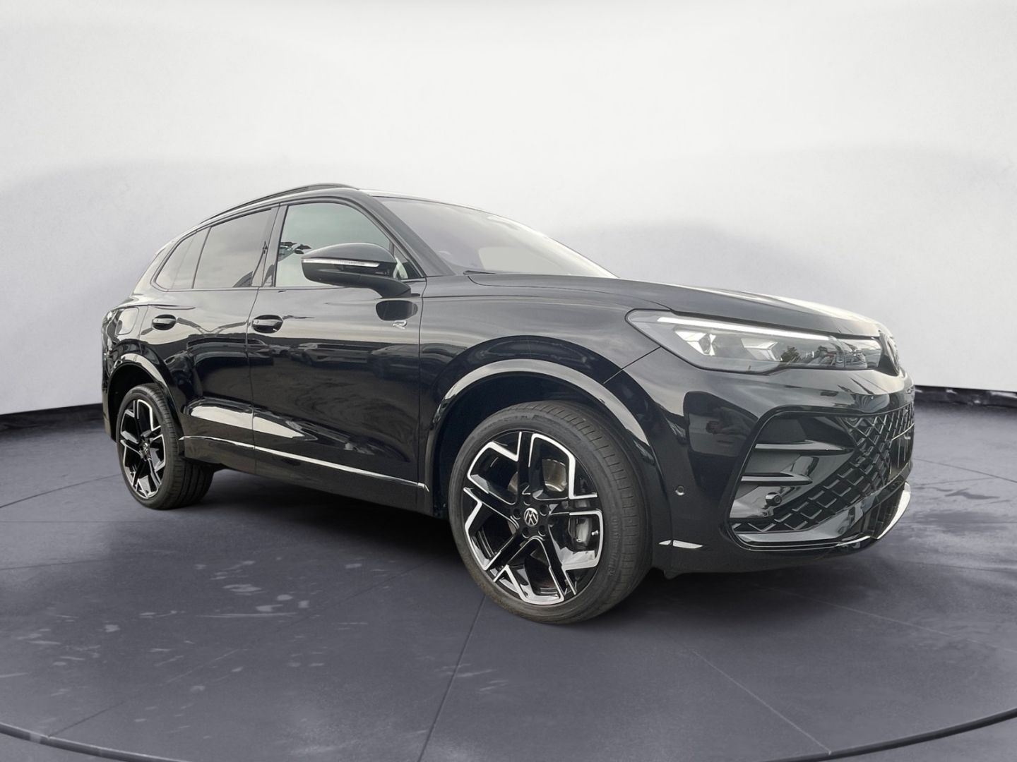 Volkswagen Tiguan R-Line 2.0 TDI BLACK STYLE MATRIX/NAVI/KA