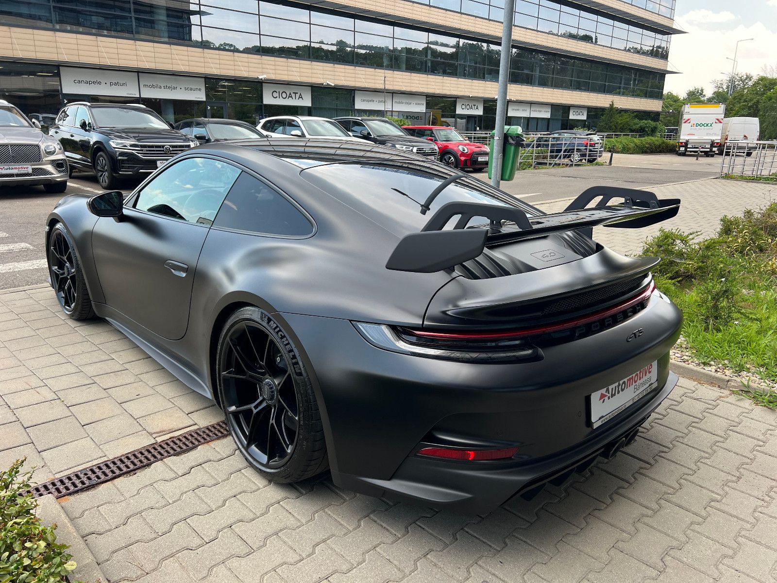 Porsche 911 GT3 - Samsaru's Car Outlet