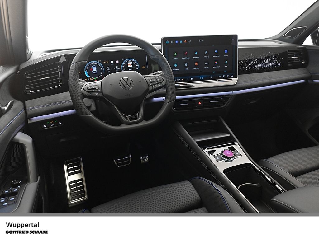 Volkswagen Tiguan R-Line 2.0 TDI LEDER AHK PANO HD MATRIX