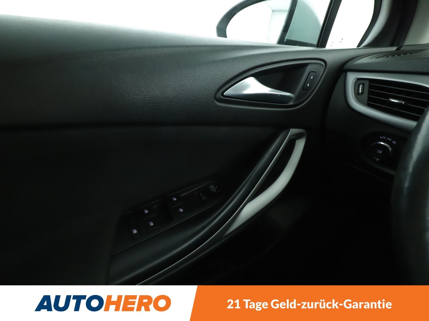 Opel Astra 1.5 CDTI Edition - Samsaru's Car Outlet