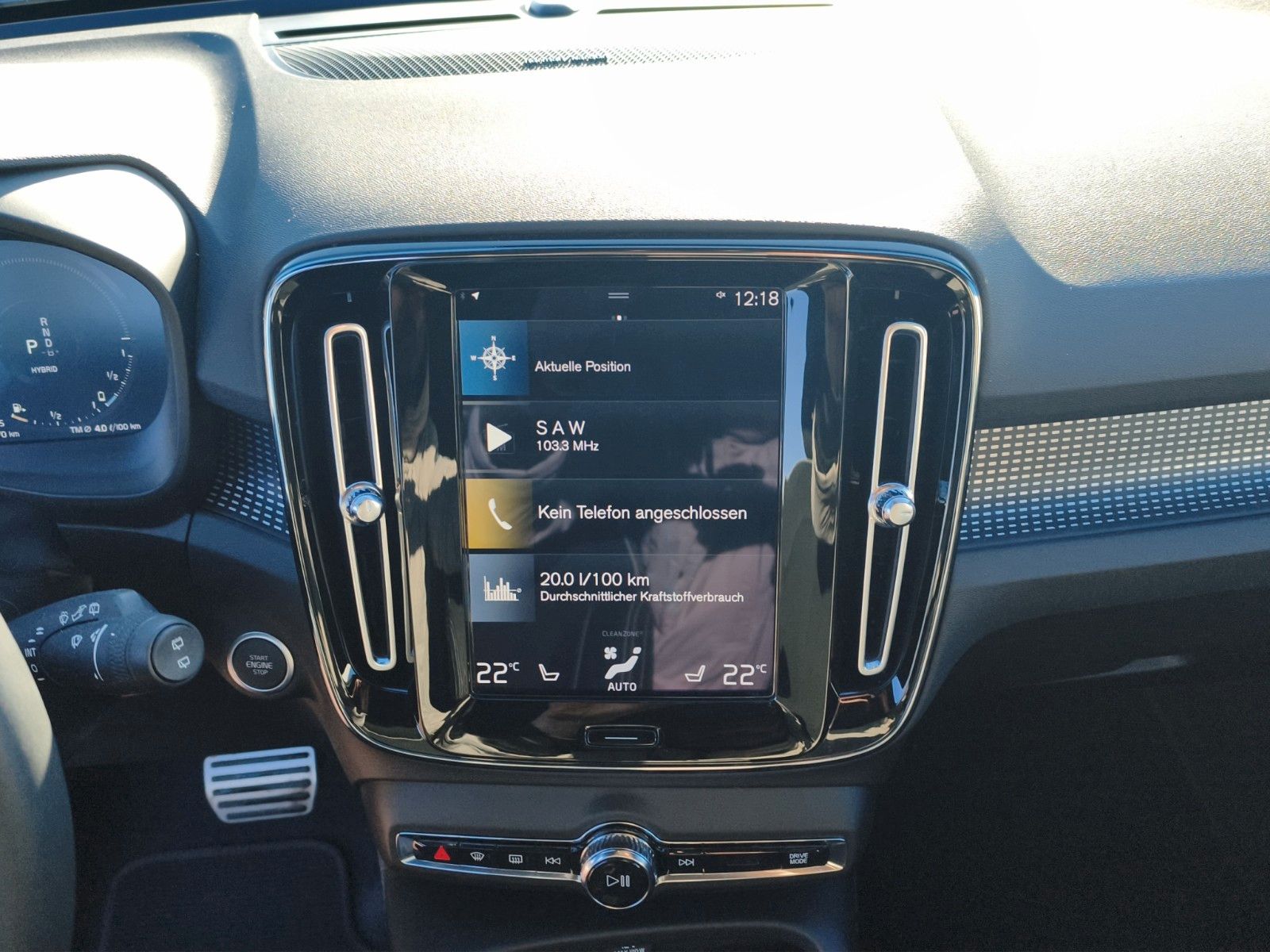 Volvo XC40 T5 R Design Recharge Plug-In Hybrid FWD