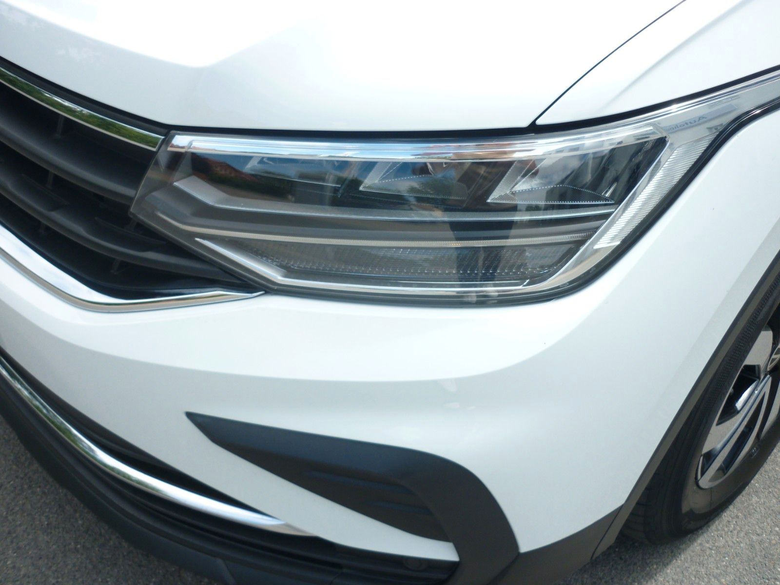 Volkswagen Tiguan 1.5 TSI Active - Samsaru's Car Outlet