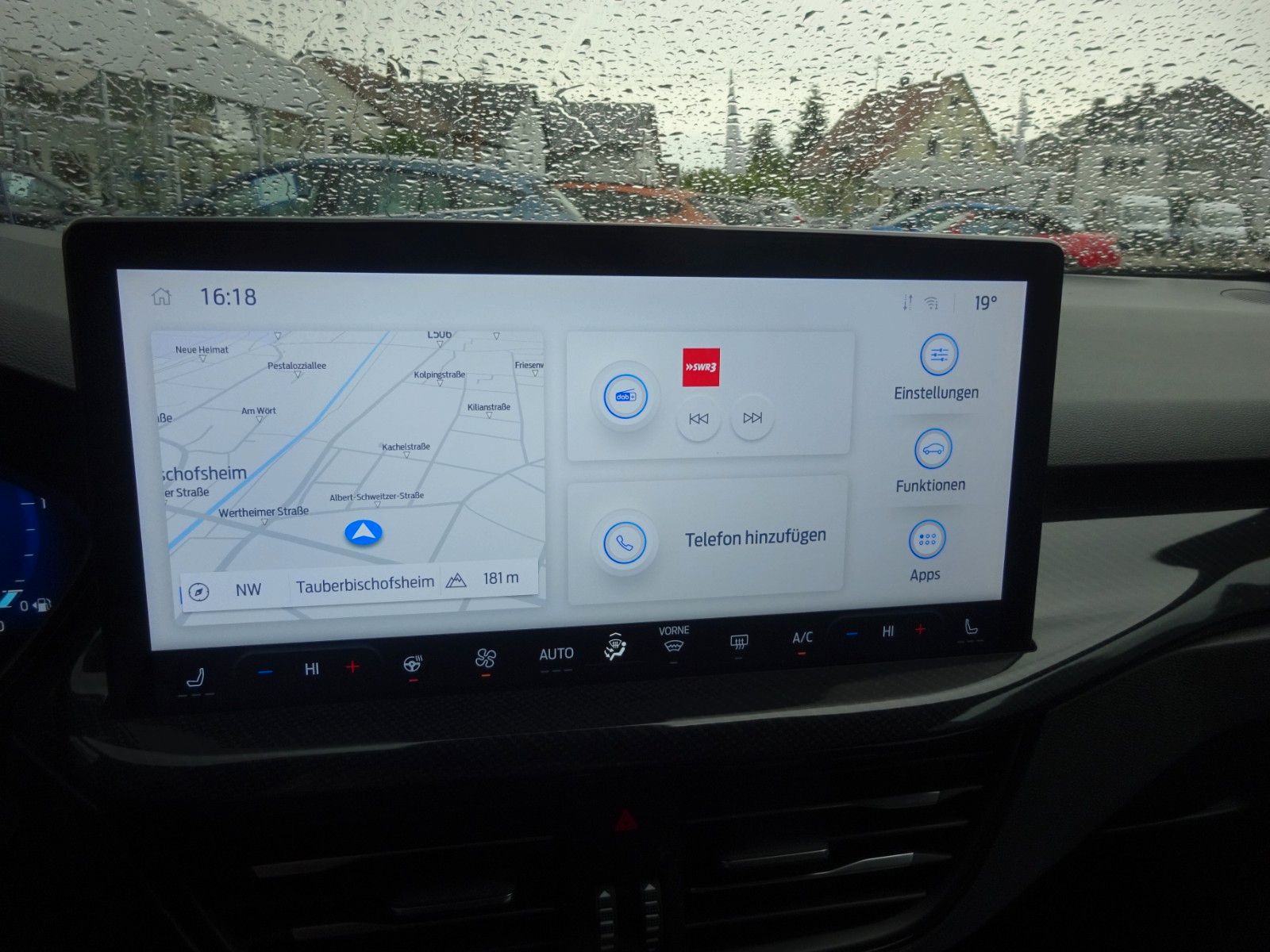 Ford Focus Turnier ST-Line X Autom AHK iACC HuD