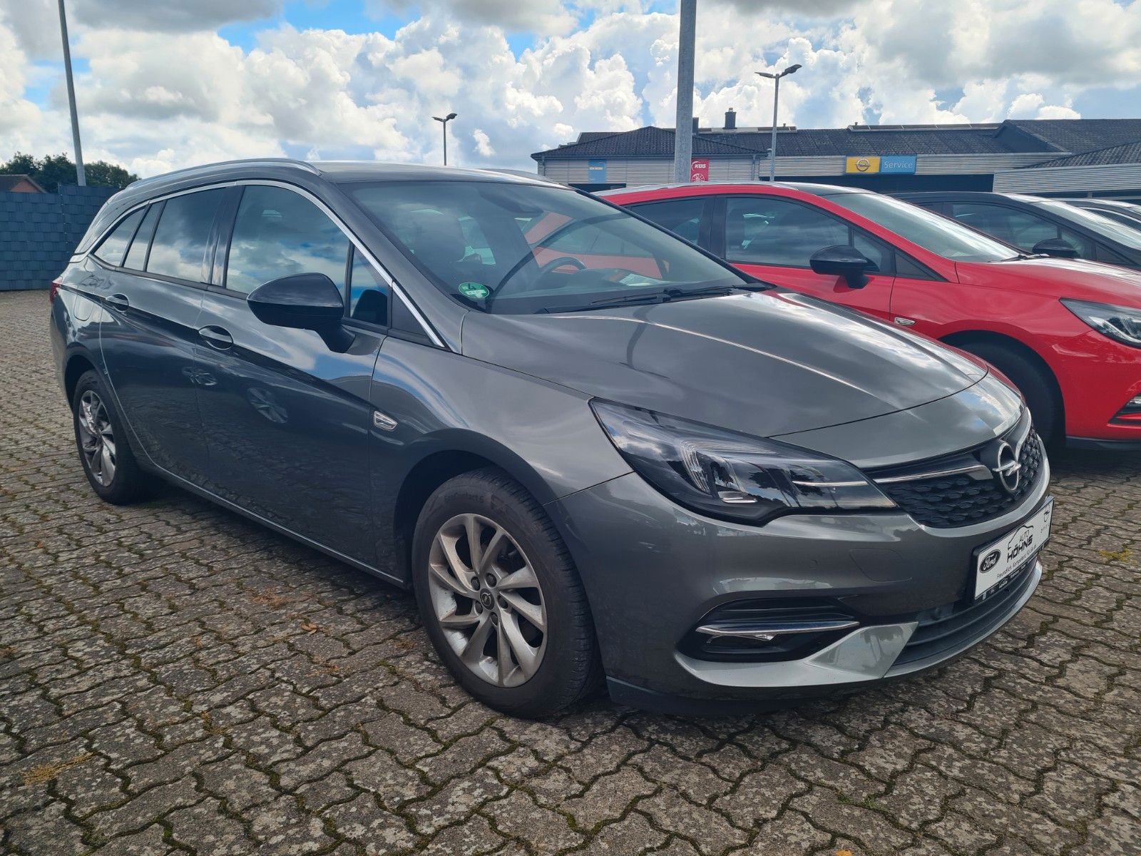 Opel Astra K Sports Tourer Elegance - Samsaru's Car Outlet
