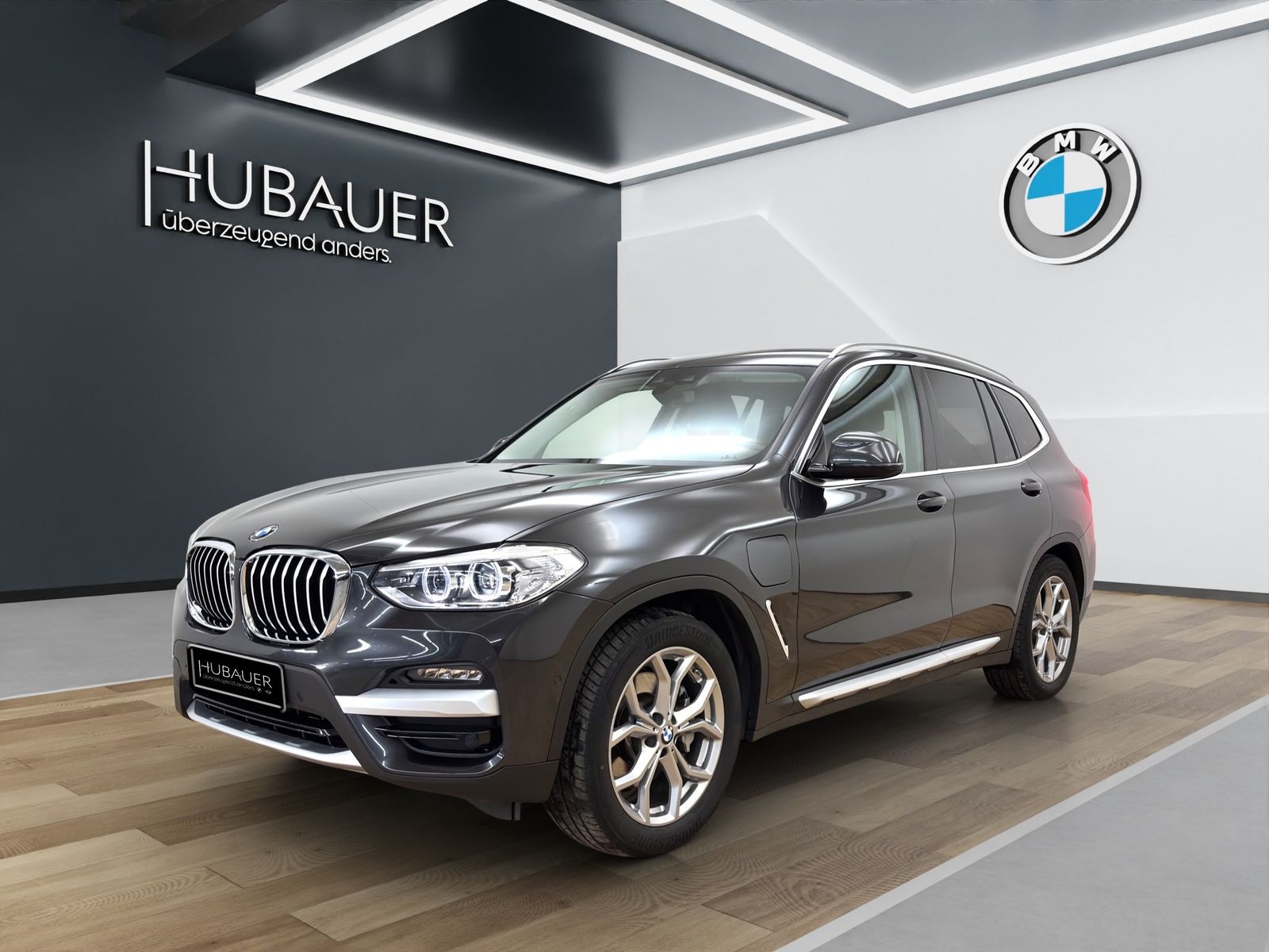 BMW X3 xDrive30e [xLine, LED, HUD, AHK, RFK, HiFi]