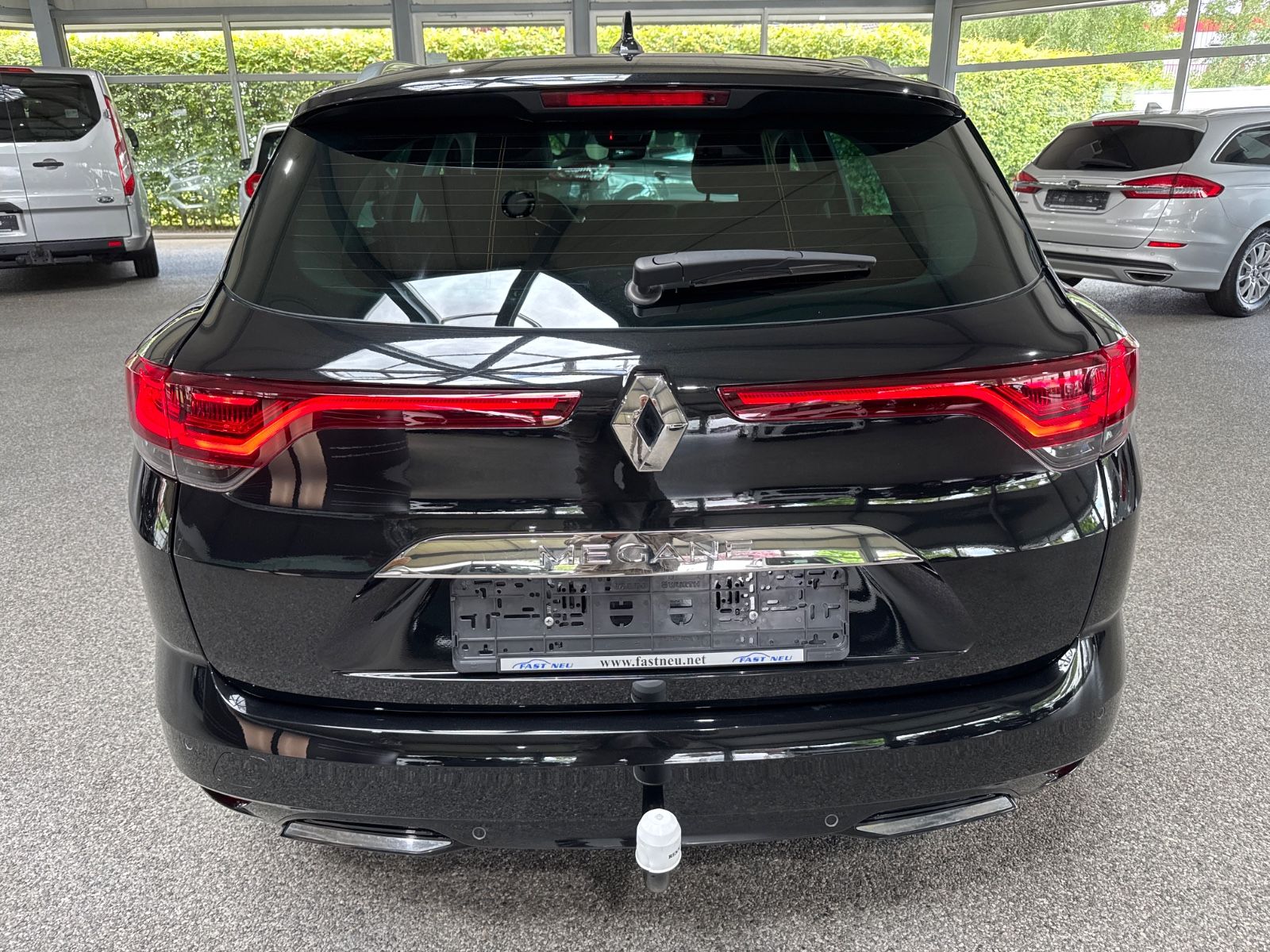 Renault Megane Grandt 1.5dci Intens - Samsaru's Car Outlet