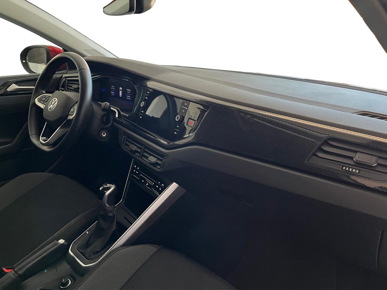 Volkswagen Taigo 1.0 TSI Life - Samsaru's Car Outlet