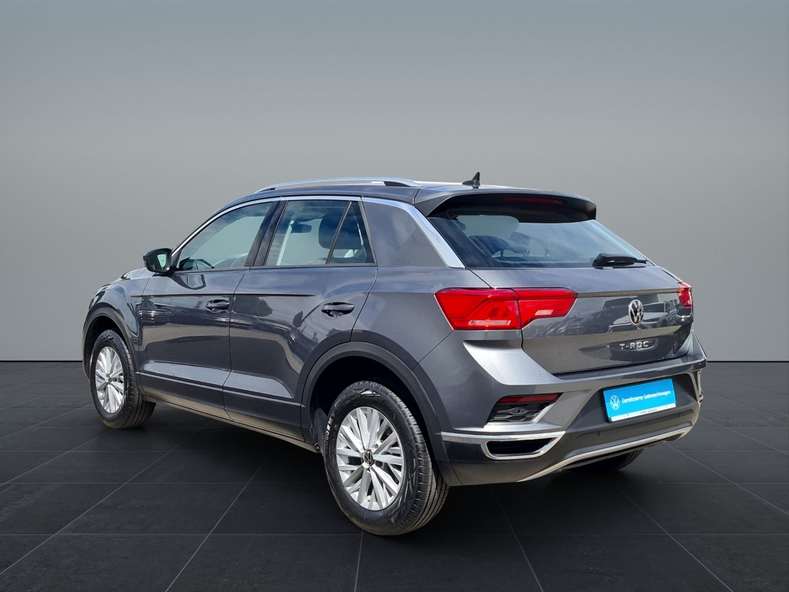 Volkswagen T-ROC 1.5 TSI Style - Samsaru's Car Outlet