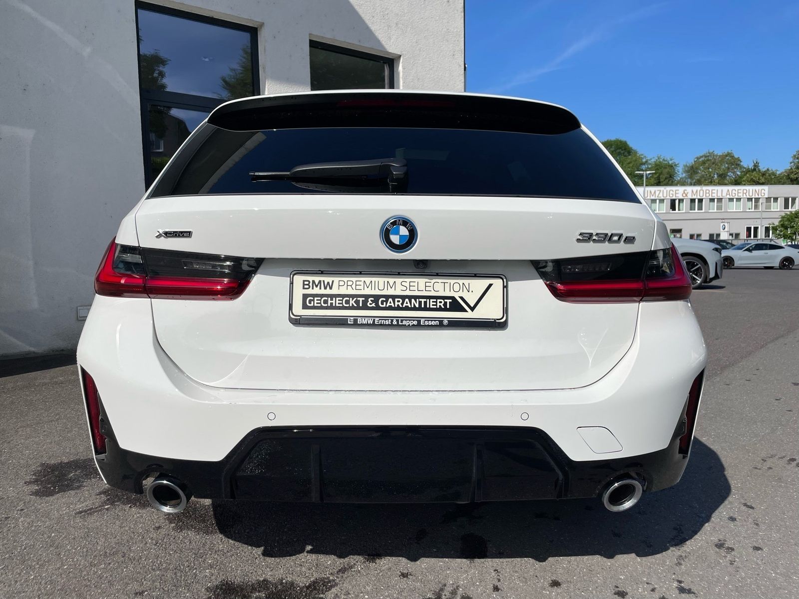 BMW 330e xDrive Tour M Sport || AHK Pano ACC 360 H&K