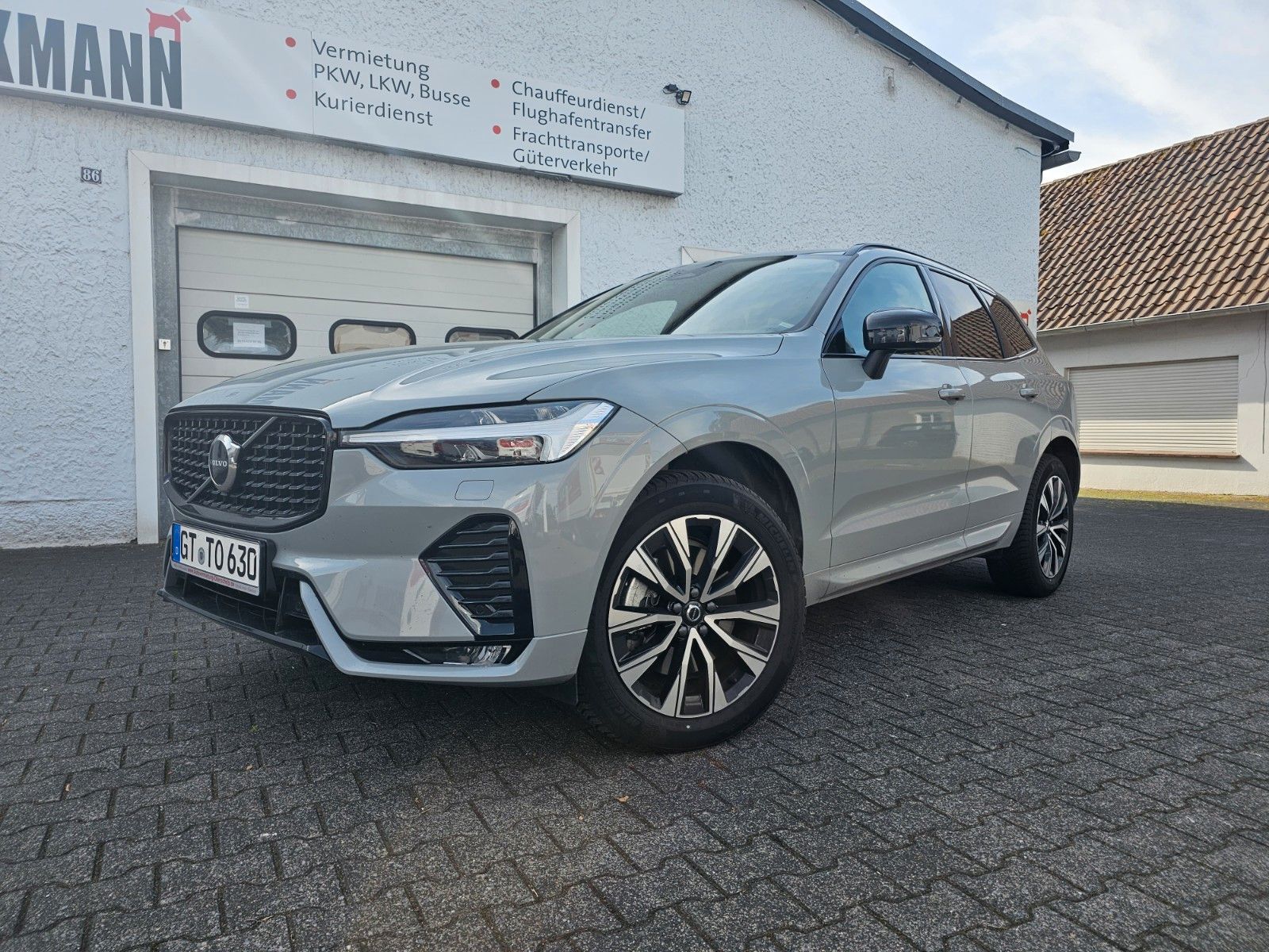 Volvo XC60 B4 Diesel Allrad Mild-Hybrid - Samsaru's Car Outlet