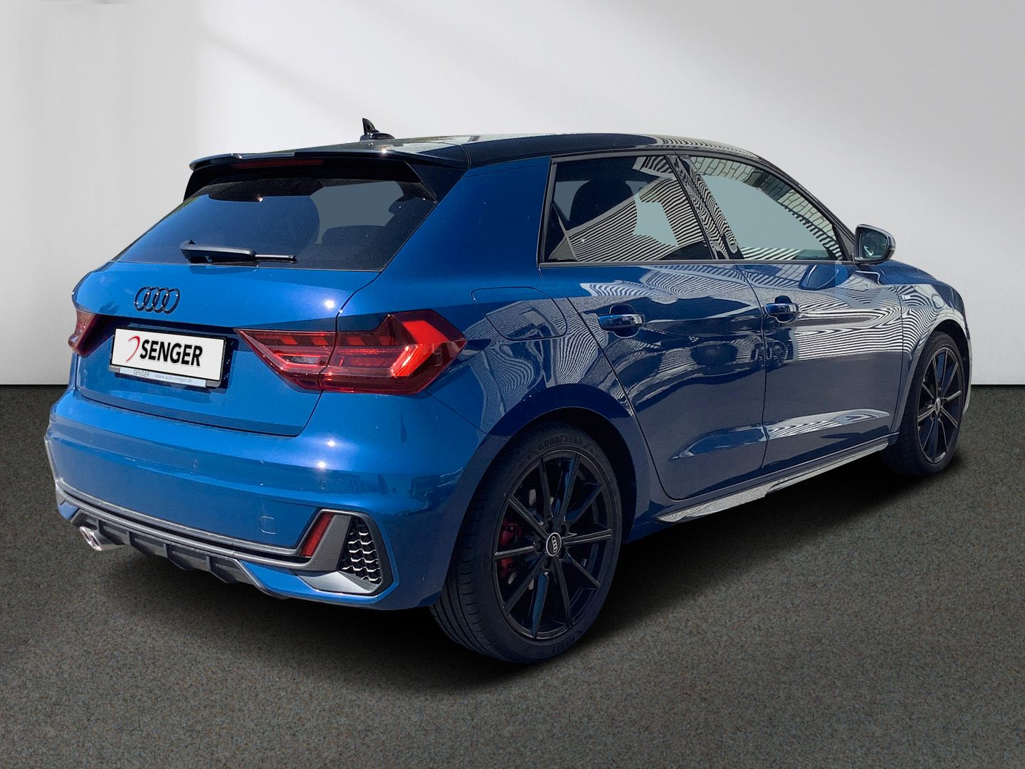 Audi A1 Sportback S line 40 TFSI - Samsaru's Car Outlet
