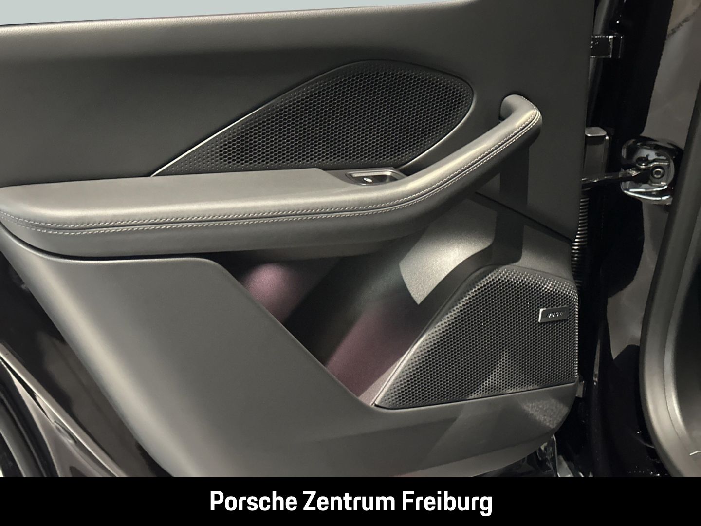 Porsche Macan 4 BOSE LED-Matrix Surround-View Panorama