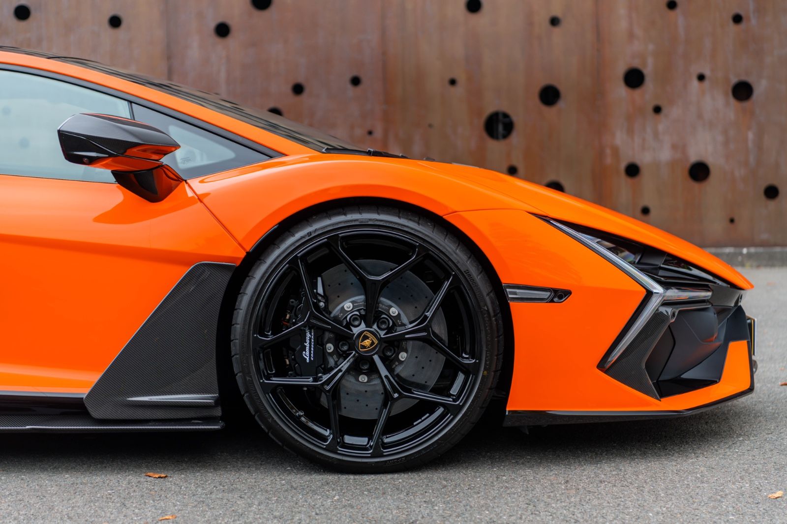 Lamborghini Revuelto *AD PERSONAM*CARBON*FULL ASSIST*SONUS*