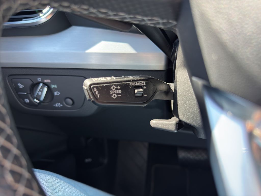 Audi Q5 50 TFSIe quattro S tronic S-line - Samsaru's Car Outlet