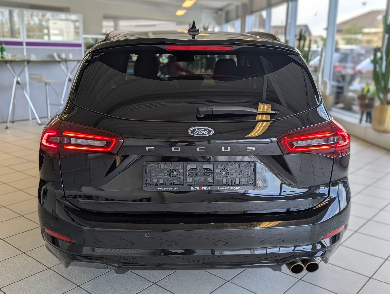 Ford Focus 1.0 ST-Line X Styling Matrix B&O Pano 18"