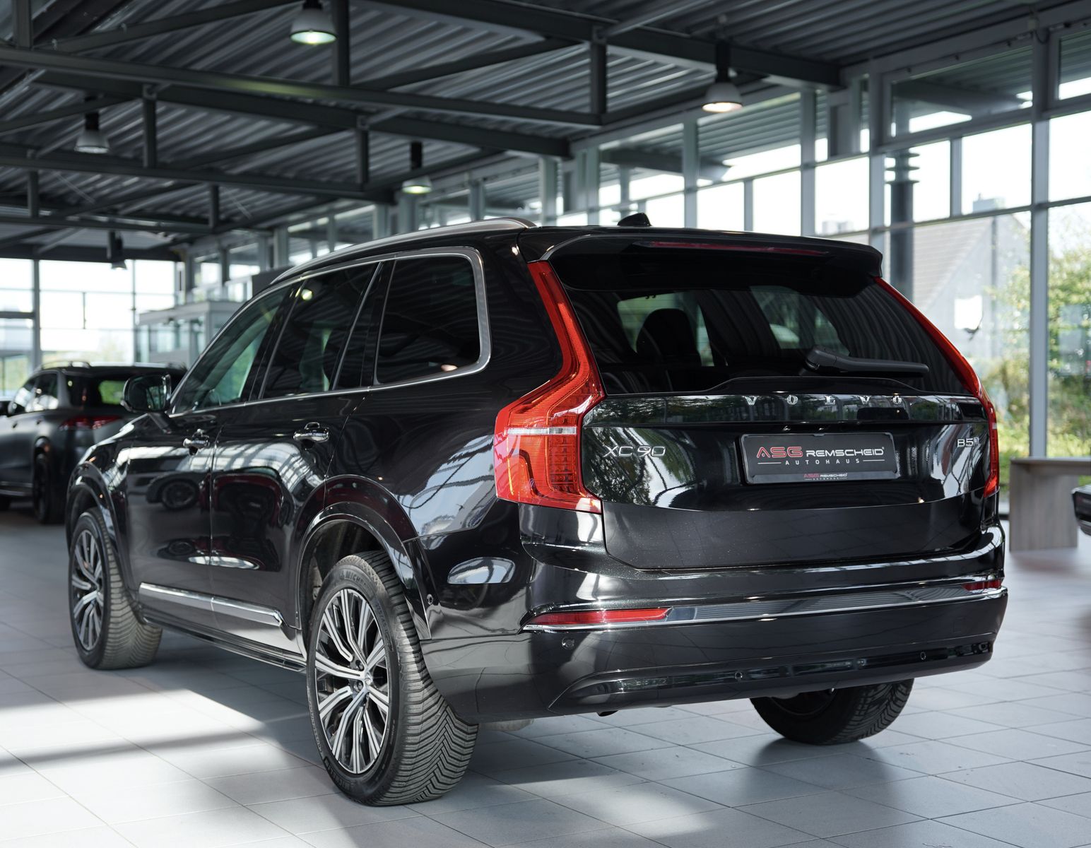 Volvo XC90 Plus Bright AWD *7-Sitzer *GSD *360° *AHK