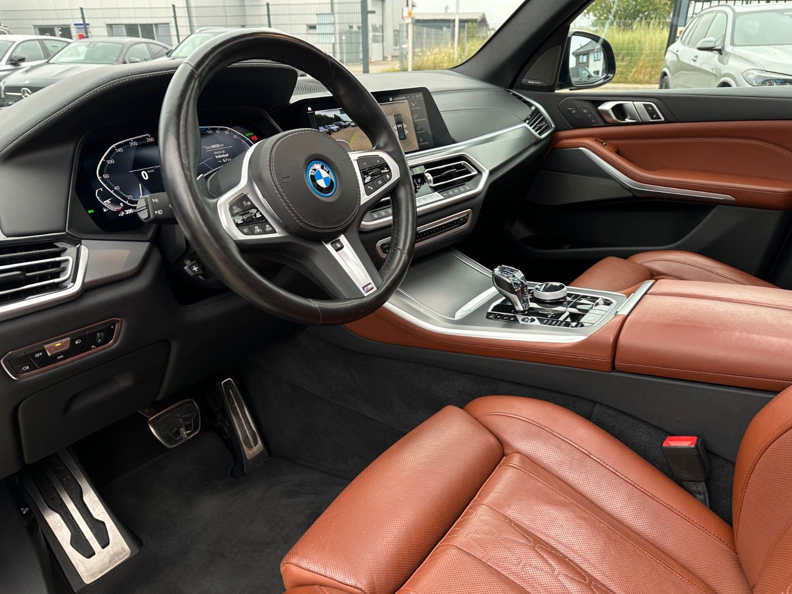 BMW X5 M-Sport xDrive45e Integral Vollausstattung!