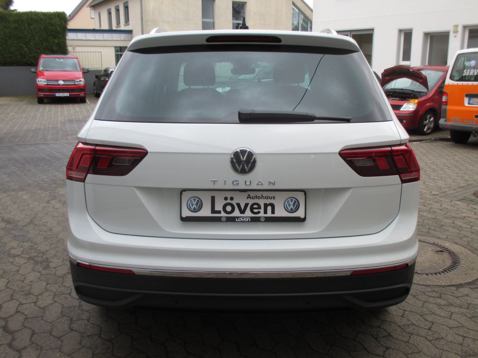 Volkswagen Tiguan 1.5 TSI DSG Life - Samsaru's Car Outlet