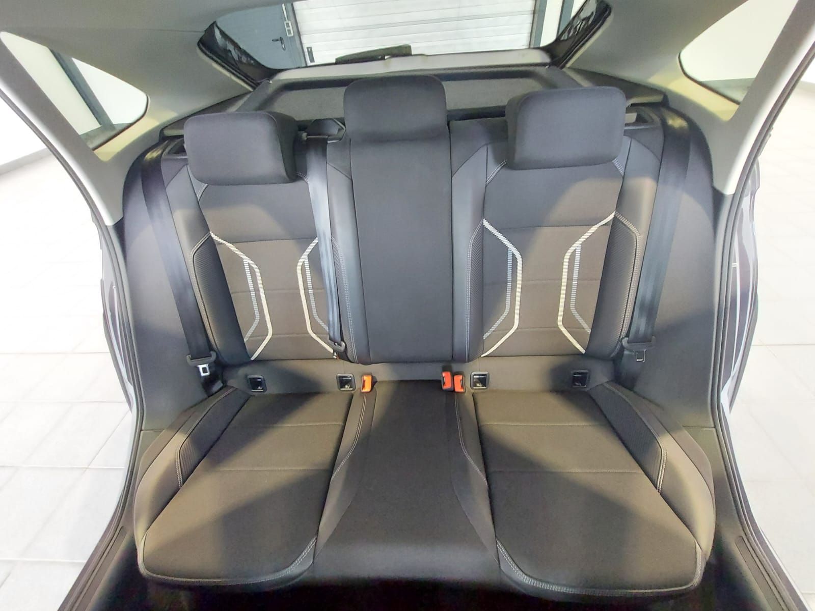 Volkswagen Taigo 1.0 TSI Style - Samsaru's Car Outlet