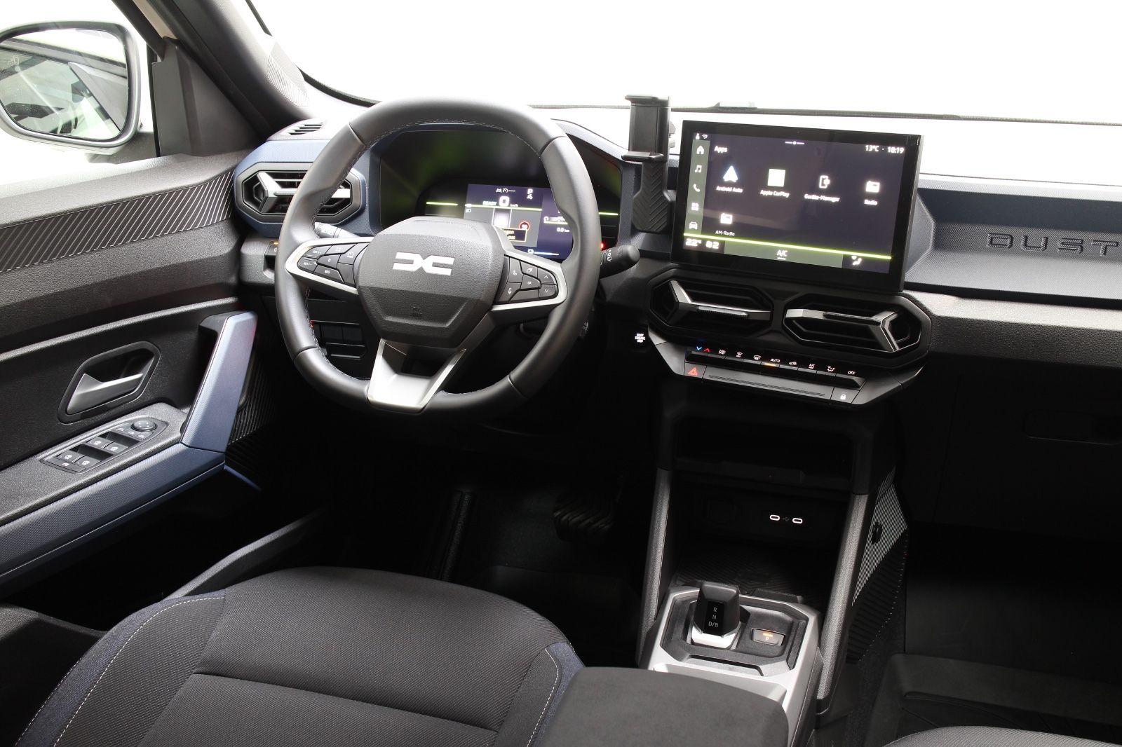 Dacia Duster III Hybrid 140 Journey - Samsaru's Car Outlet