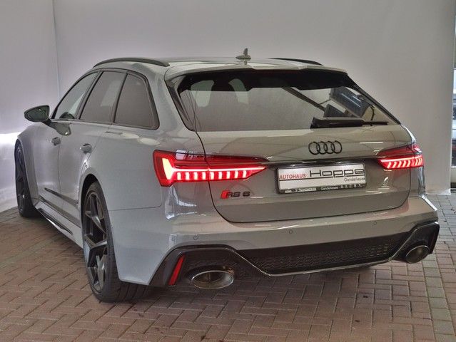 Audi RS 6 Avant Performance 4.0 TFSI PANO+HEAD-U