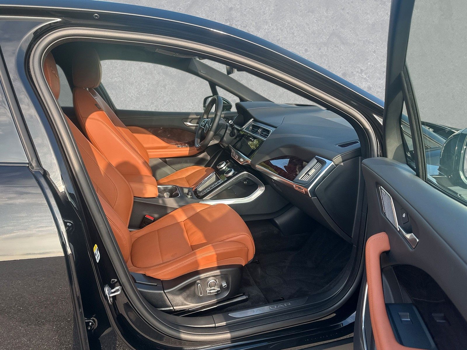 Jaguar I-Pace EV400 HSE ACC HUD