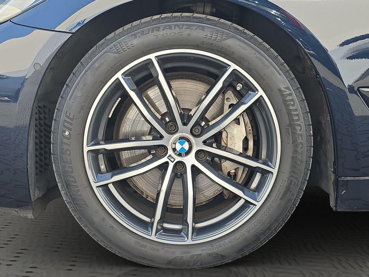 BMW 530 d M-Sport LASER H-UP LEDER AHK 4Z-KLIMA ACC