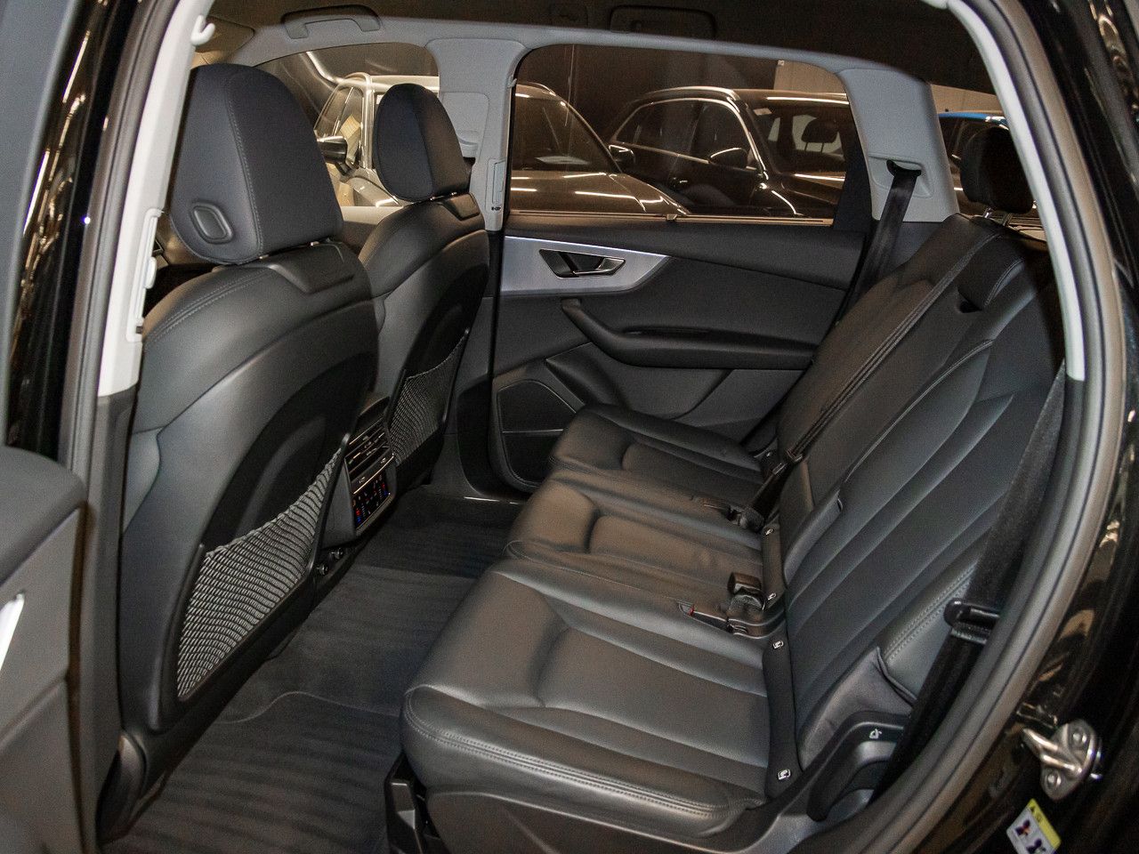 Audi Q7 50 TDI quattro AHK Matrix 360° Standheiz. B&O