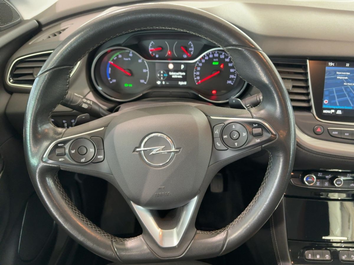 Opel Grandland 1.6 Turbo Edition - Samsaru's Car Outlet