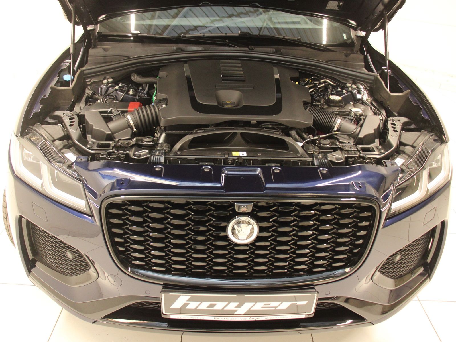 Jaguar F-Pace D300 AWD R-Dynamic SE inkl. Winterkomplet