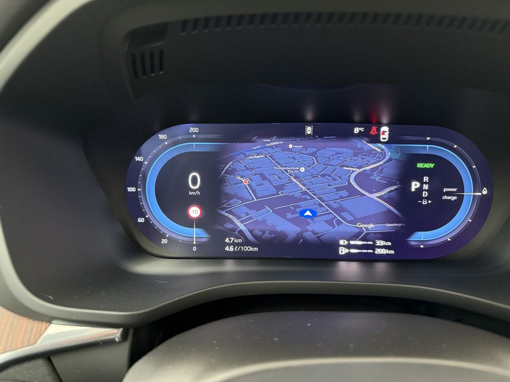 Volvo XC60 T6 Plus Dark Recharge Plug-In Hybrid AWD