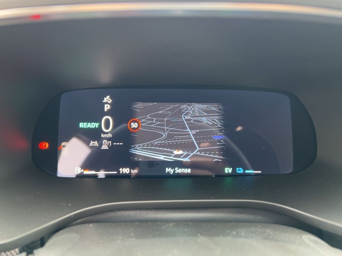 Renault Arkana TECHNO E-Tech Full Hybrid - Samsaru's Car Outlet