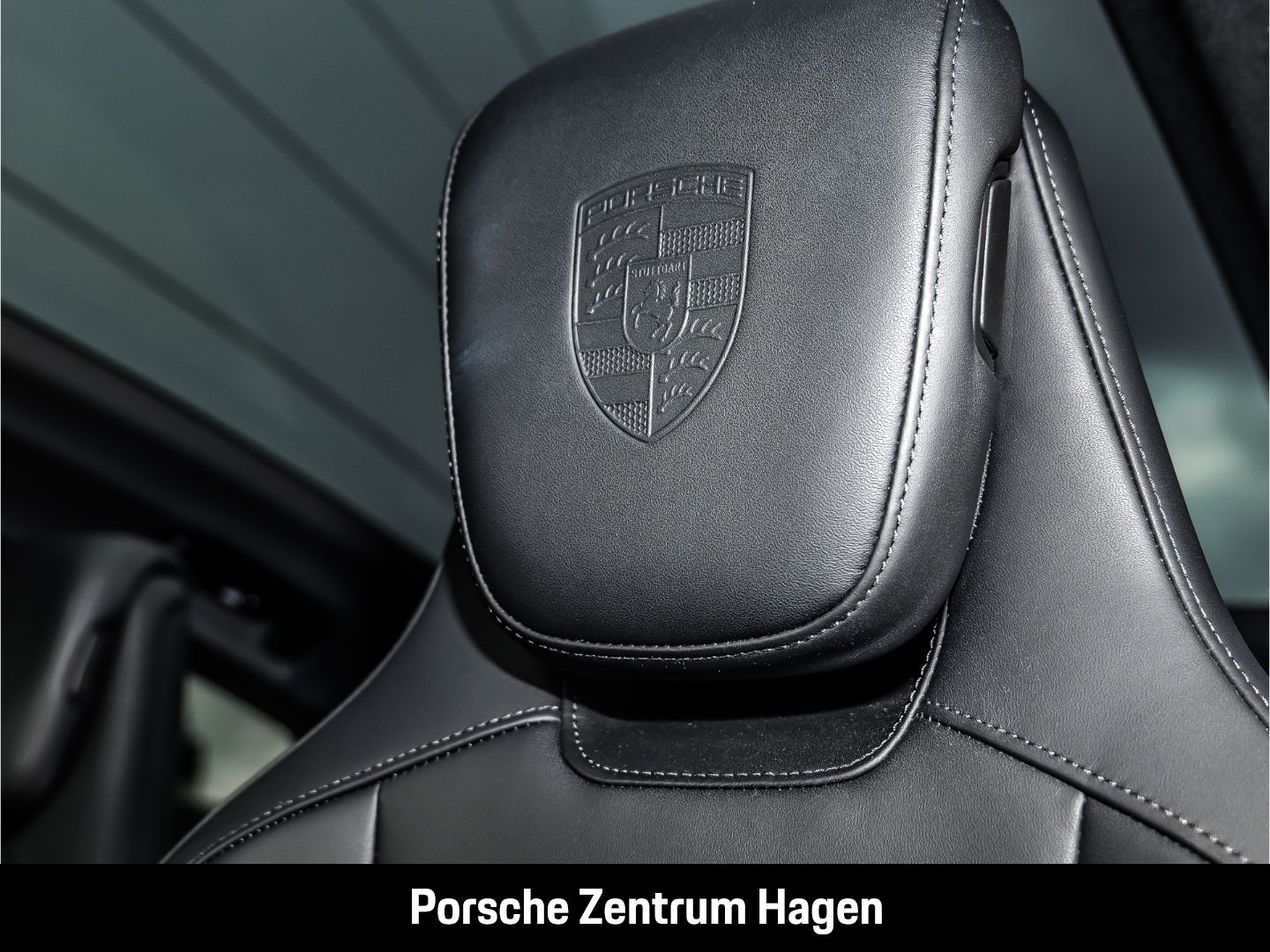 Porsche Taycan 4S SportDesign Surround-View LED-Matrix