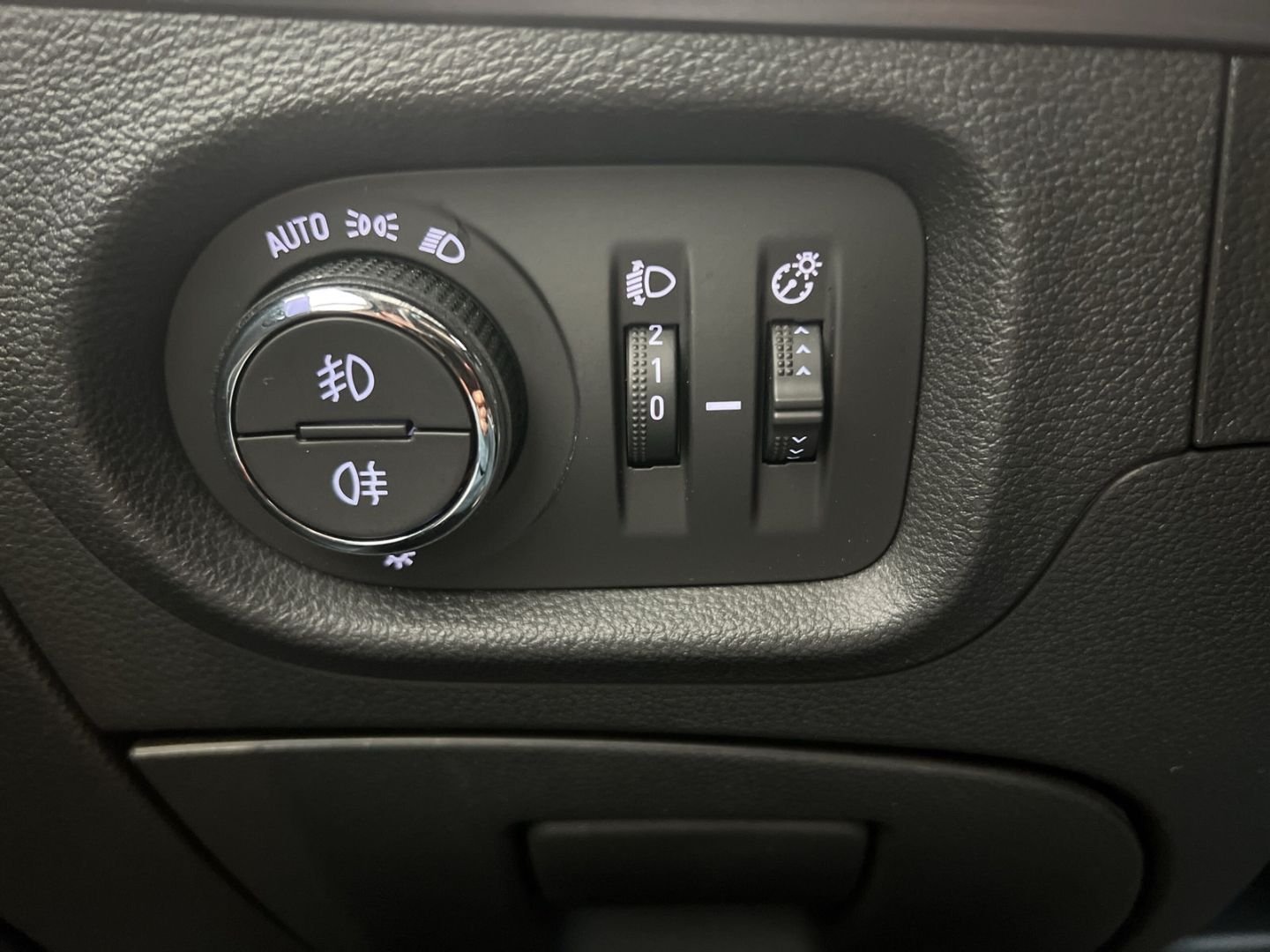 Opel Astra ST Business Edition 1.5CDTi - Samsaru's Car Outlet